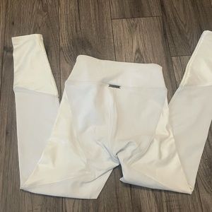 Koral white pants never worn size Xs